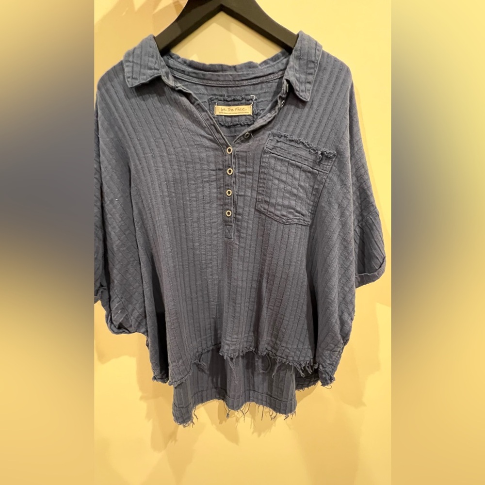 Free people size xs oversized, distressed shirt